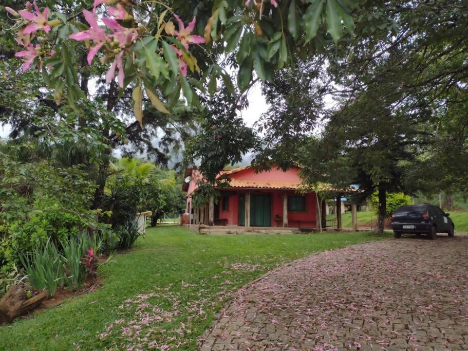Sitio Da Tia Lucia Perto Da Montanha Villa Brumadinho Buitenkant foto